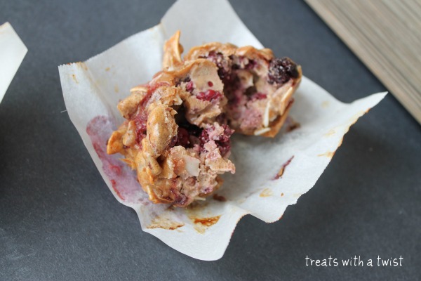 BlackberryCavemanMuffins5
